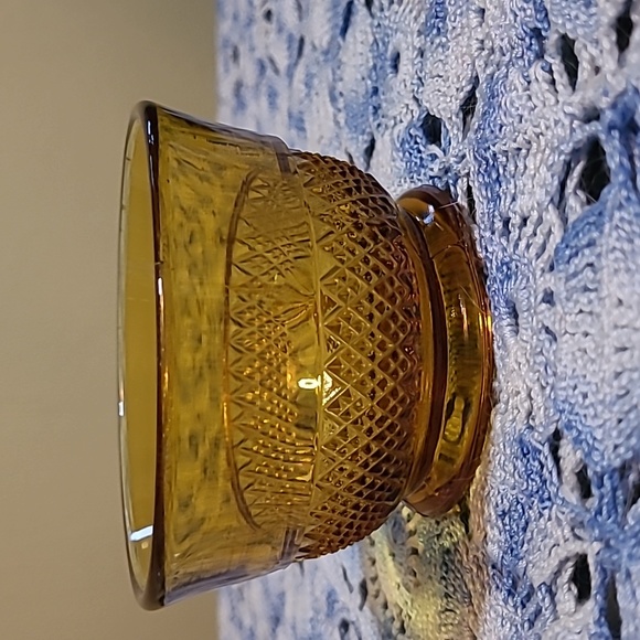 Small Amber Glass Cup - Picture 2 of 5